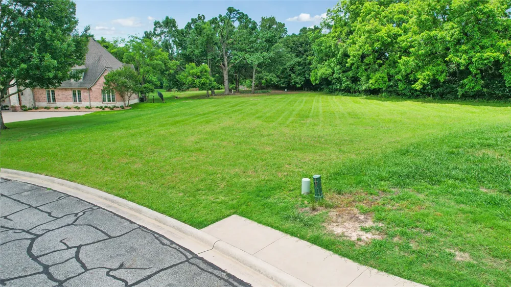 2001 Bois D Arc Street Bonham, TX 75418