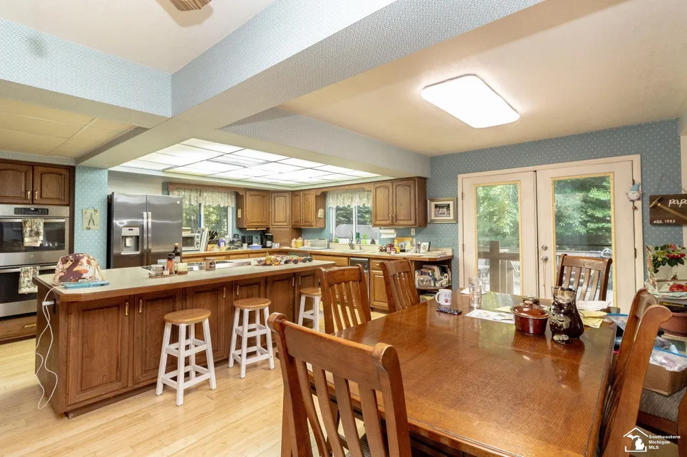 1372 Laurelhurst Drive Bedford Township, MI 48182