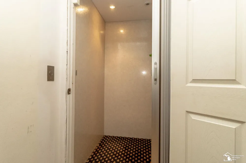 1372 Laurelhurst Drive Bedford Township, MI 48182