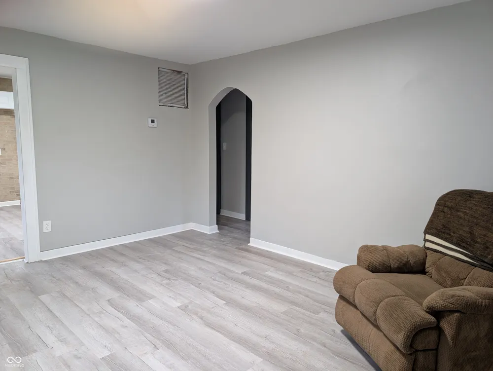 219 E Perry Street Versailles, IN 47042