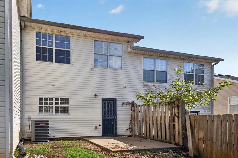 1471 Riverrock Trail Riverdale, GA 30296
