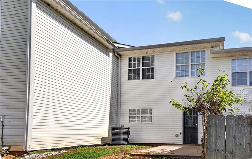 1471 Riverrock Trail Riverdale, GA 30296
