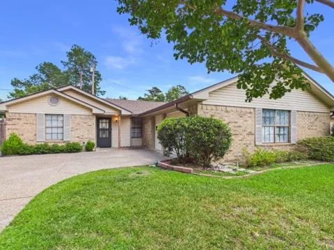 782 Southwood Drive