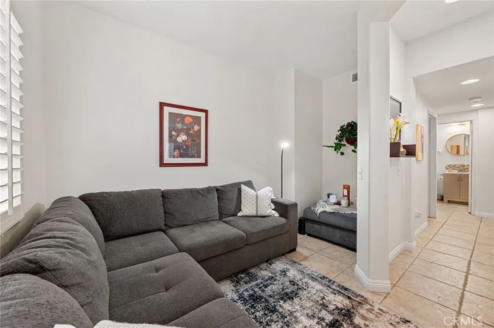 33433 Emerson Way #B Temecula, CA 92592
