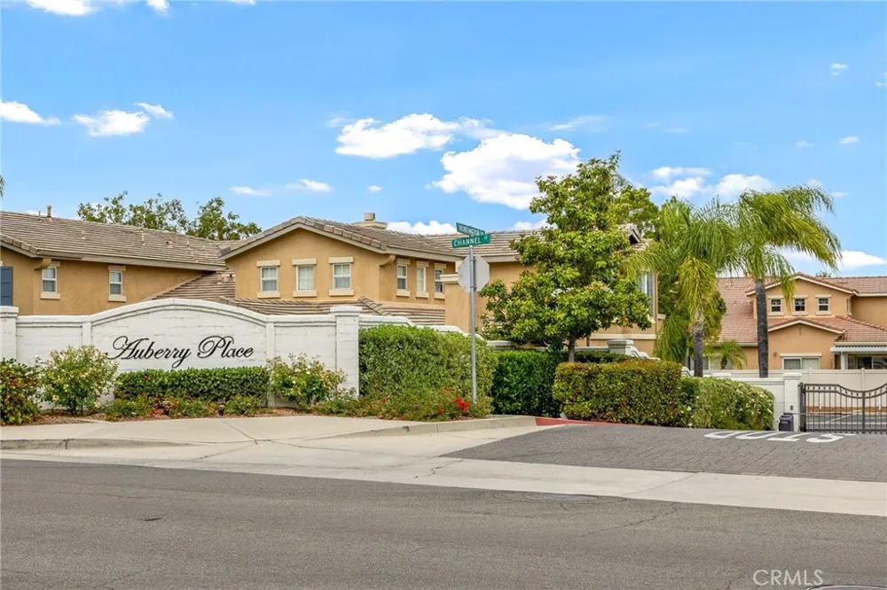 33433 Emerson Way #B Temecula, CA 92592