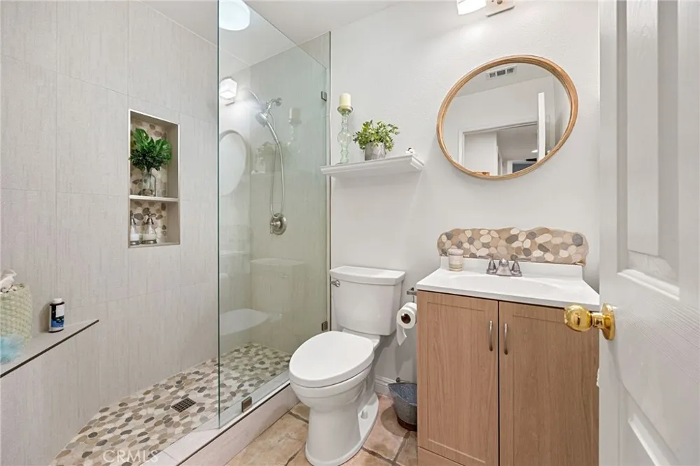 33433 Emerson Way #B Temecula, CA 92592