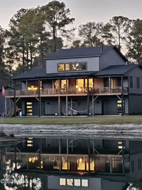 2714 Whitestocking Road
