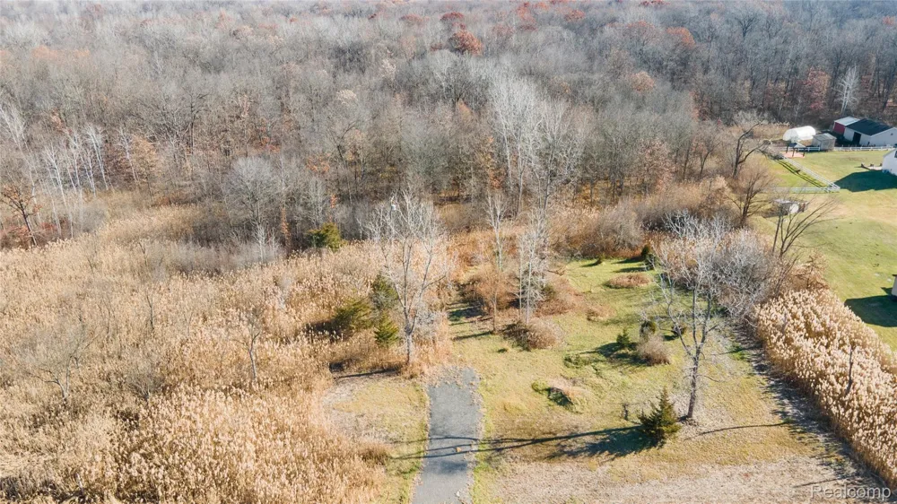 23901 Sumpter Road Belleville City, MI 48111