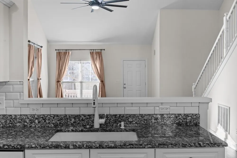 7020 Bridgeport Dr Nashville, TN 37221