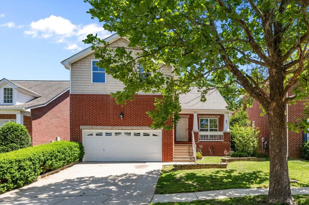 7020 Bridgeport Dr Nashville, TN 37221