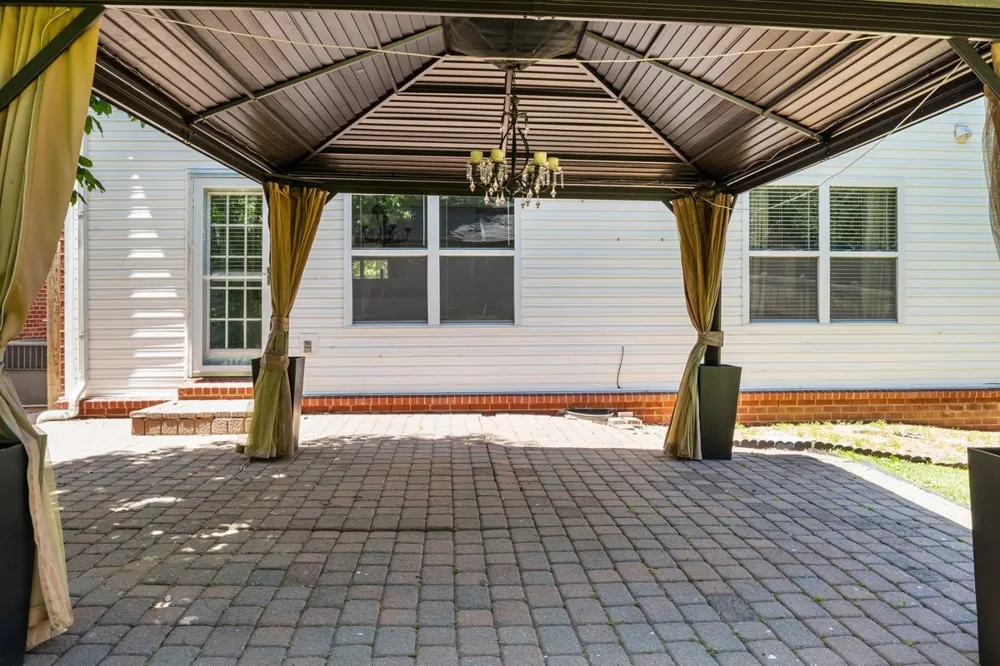 7020 Bridgeport Dr Nashville, TN 37221