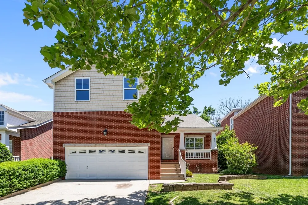 7020 Bridgeport Dr Nashville, TN 37221