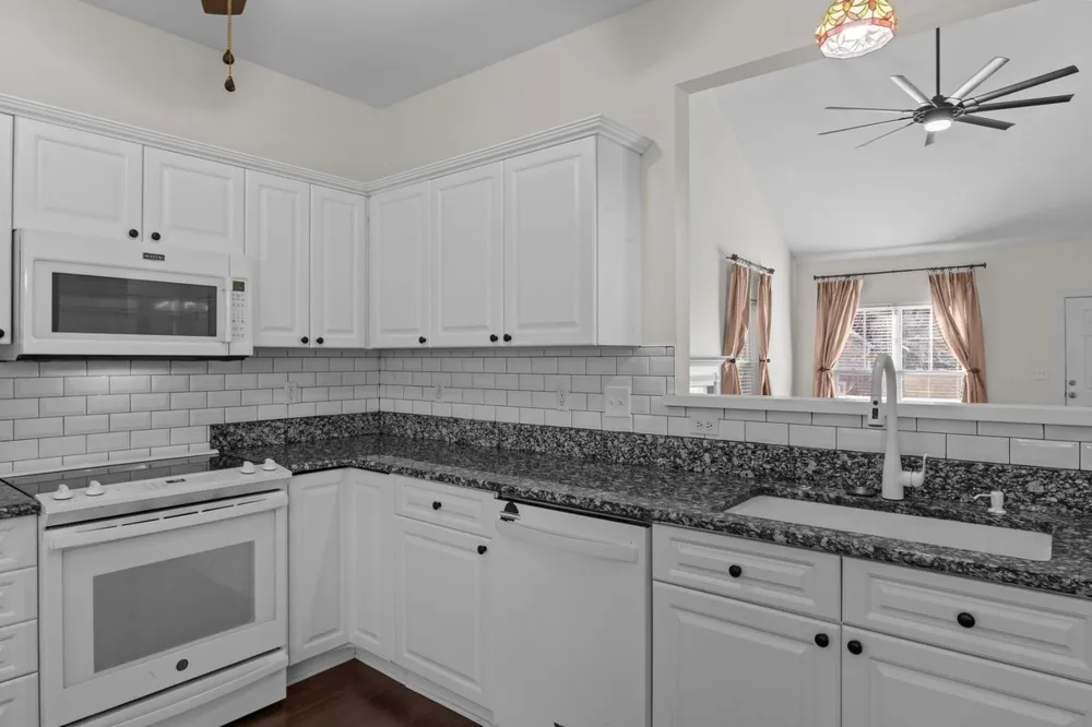 7020 Bridgeport Dr Nashville, TN 37221