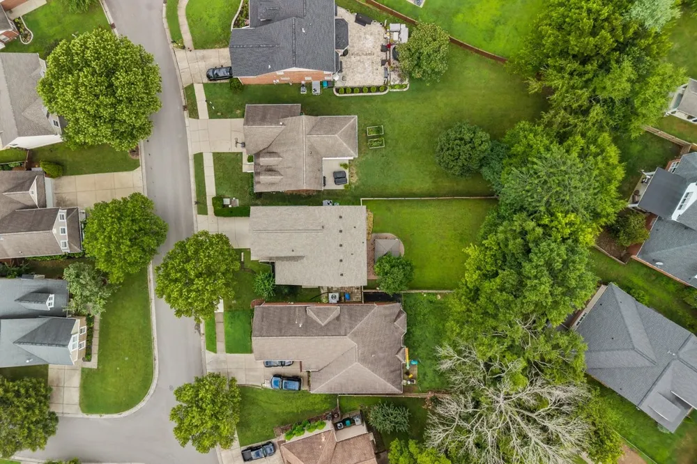 7020 Bridgeport Dr Nashville, TN 37221