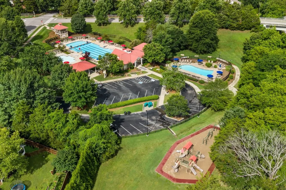 7020 Bridgeport Dr Nashville, TN 37221