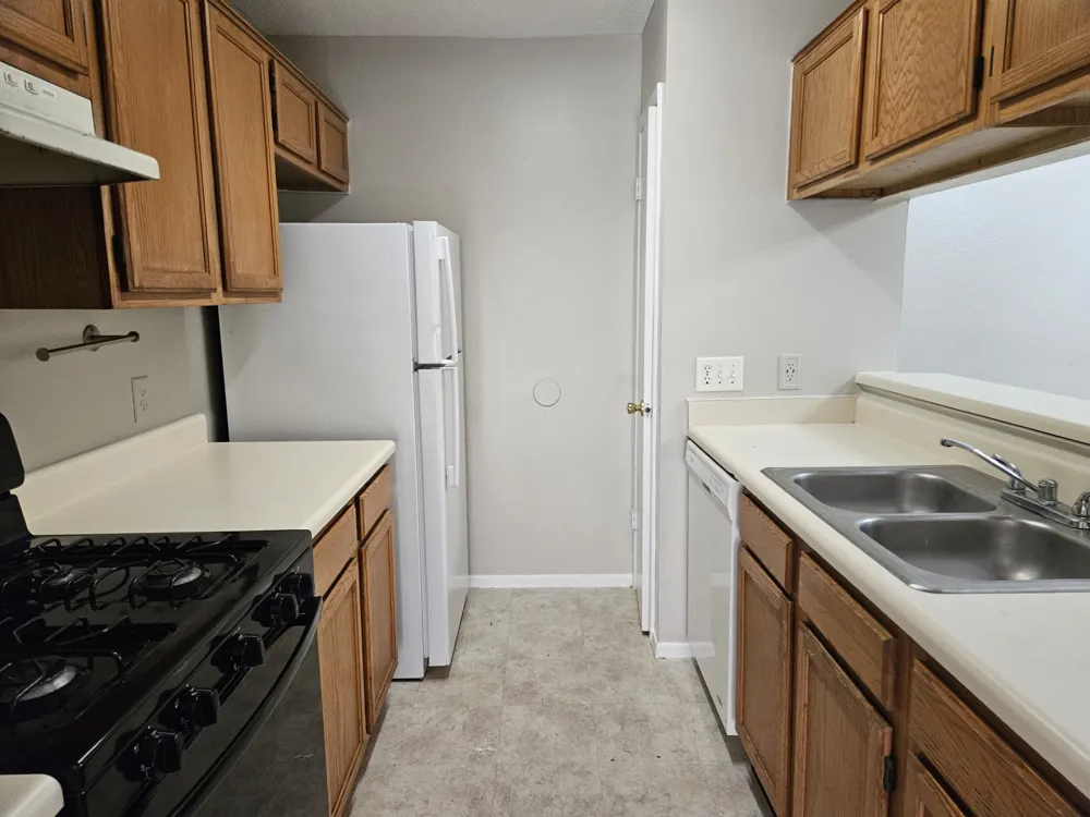 805 Lexington Road #B Elgin, TX 78621