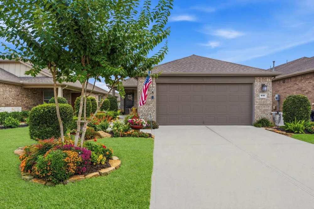 410 Thistle Thorn Drive The Woodlands, TX 77382