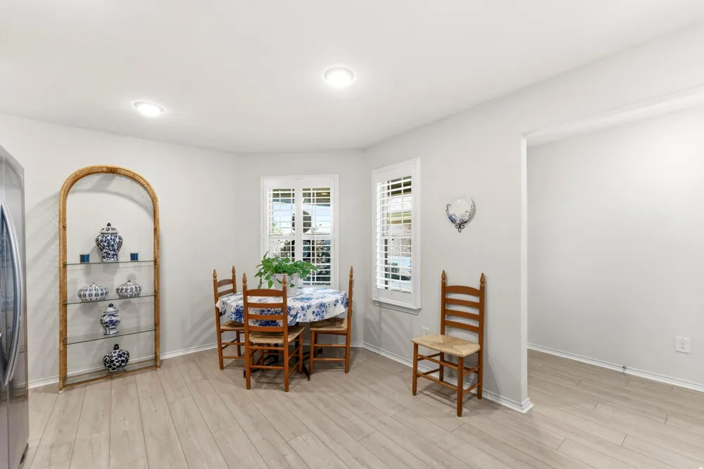 410 Thistle Thorn Drive The Woodlands, TX 77382