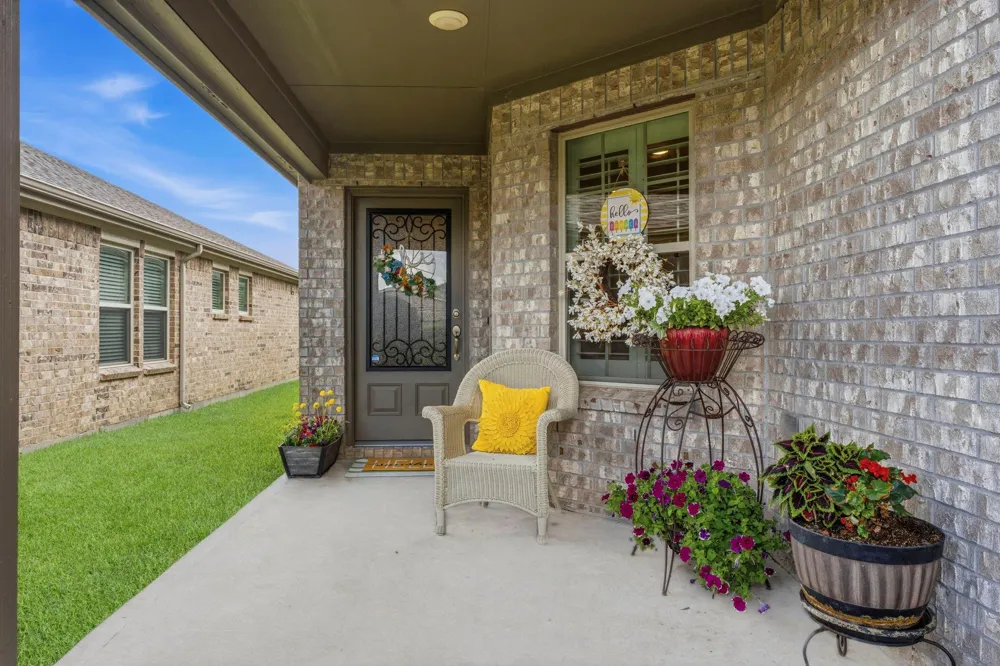 410 Thistle Thorn Drive The Woodlands, TX 77382