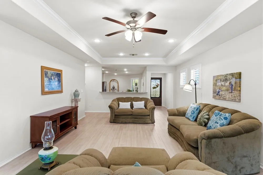 410 Thistle Thorn Drive The Woodlands, TX 77382