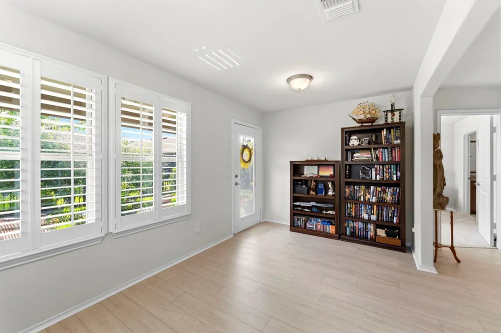 410 Thistle Thorn Drive The Woodlands, TX 77382
