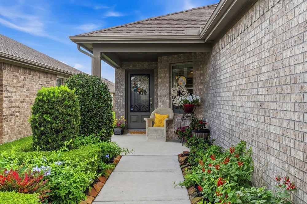 410 Thistle Thorn Drive The Woodlands, TX 77382