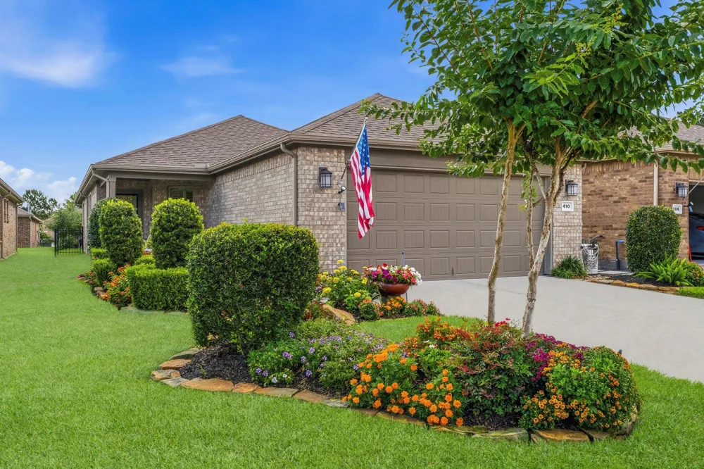410 Thistle Thorn Drive The Woodlands, TX 77382