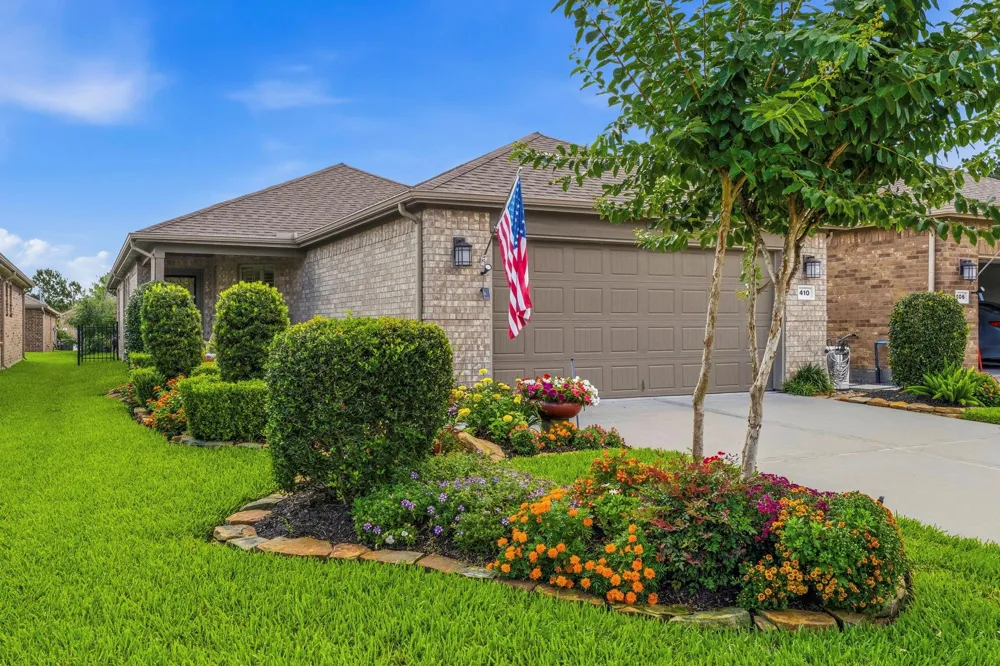 410 Thistle Thorn Drive The Woodlands, TX 77382