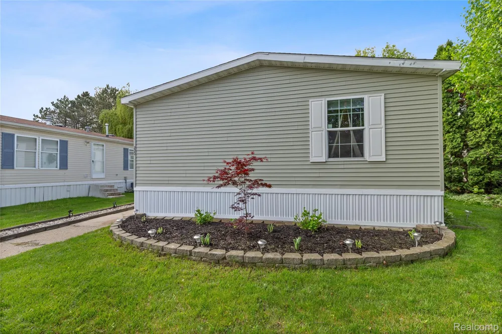 165 S OPDYKE ROAD Auburn Hills City, MI 48326