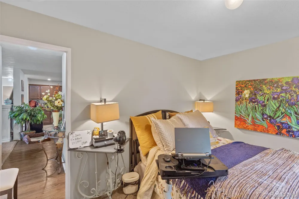 165 S OPDYKE ROAD Auburn Hills City, MI 48326