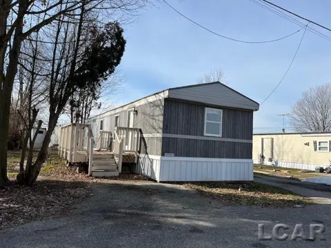 3180 Adrian Highway