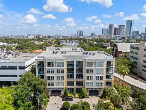 509 W BAY STREET #305