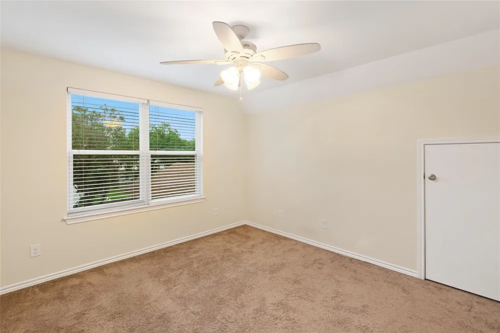 207 Yale Street San Marcos, TX 78666