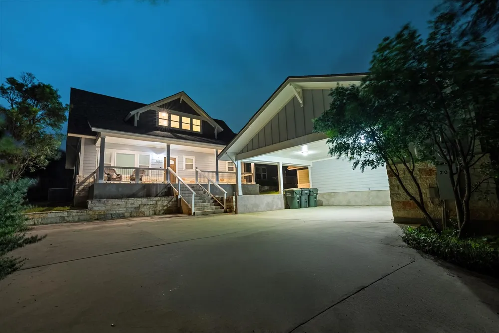 207 Yale Street San Marcos, TX 78666