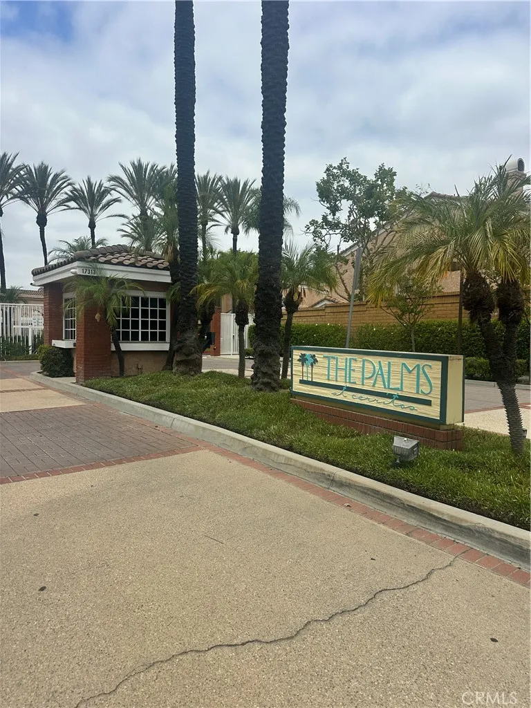 12151 Saint Tropez Cerritos, CA 90703
