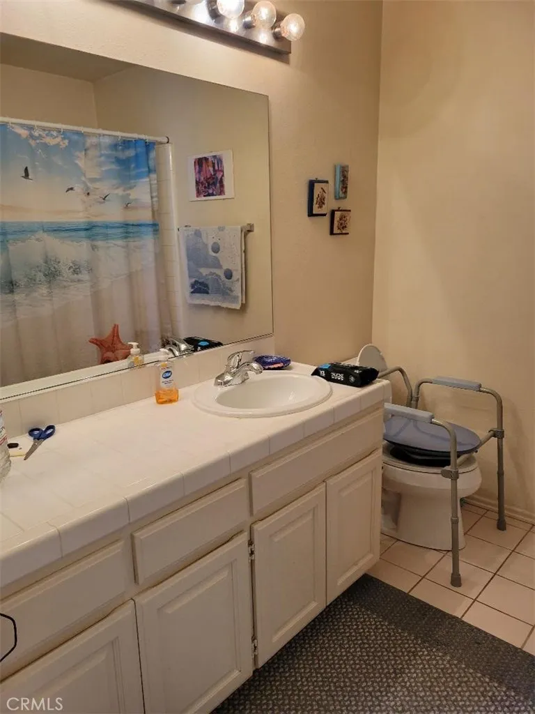 12151 Saint Tropez Cerritos, CA 90703