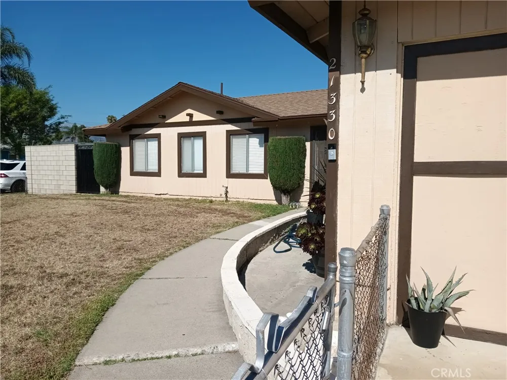 21330 E Calora Covina, CA 91724