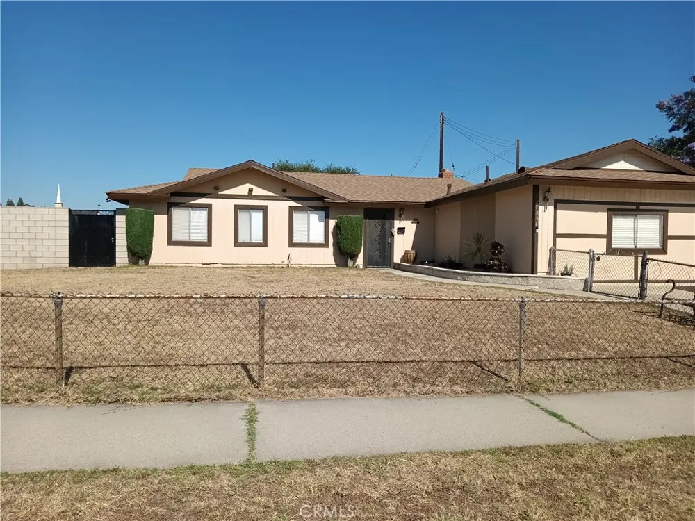 21330 E Calora Covina, CA 91724