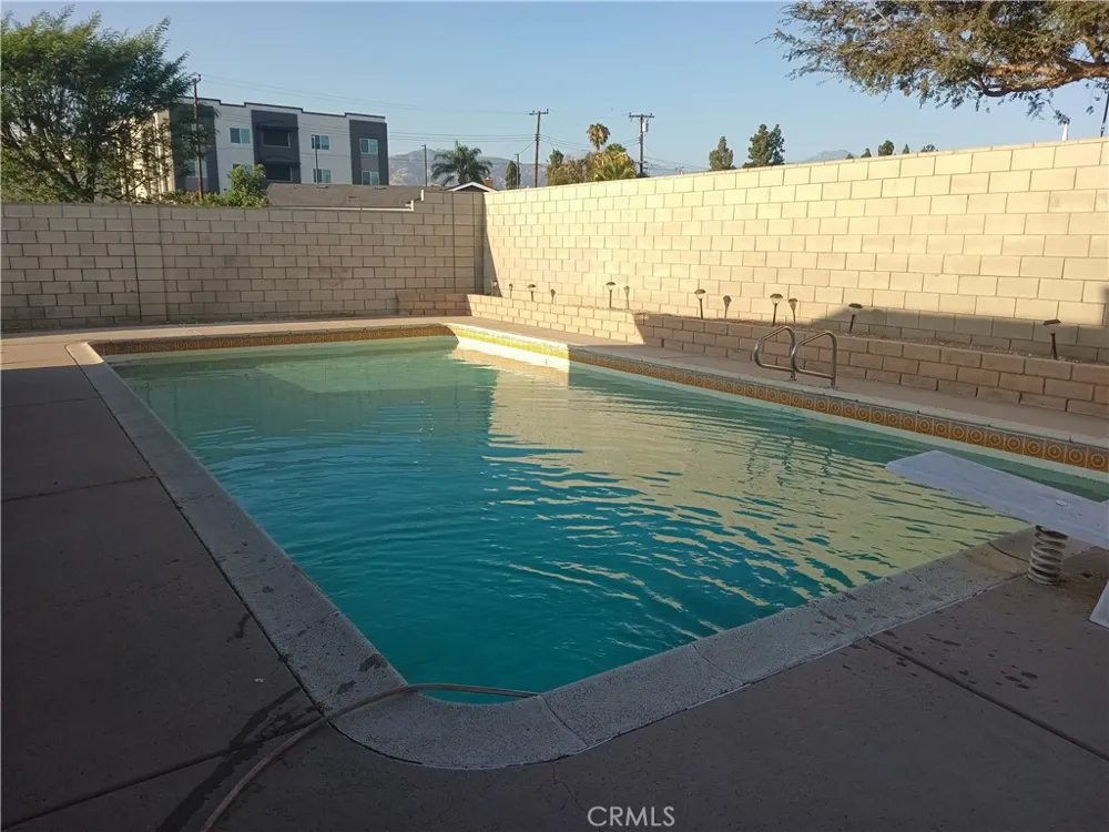21330 E Calora Covina, CA 91724