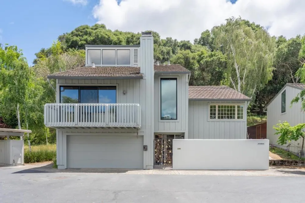 28088 Barn Court Carmel, CA 93923