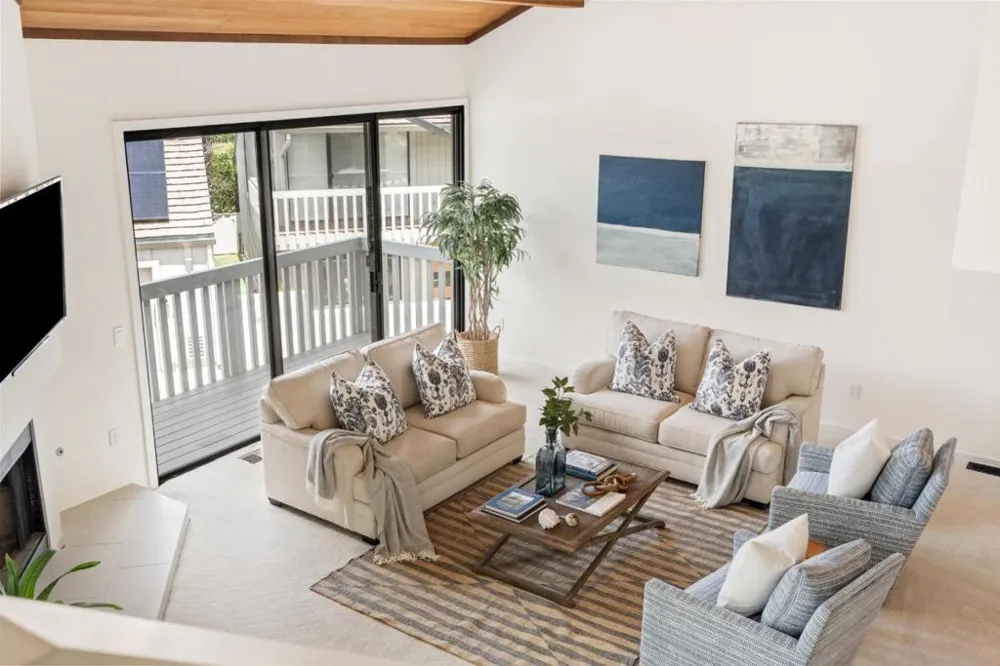 28088 Barn Court Carmel, CA 93923