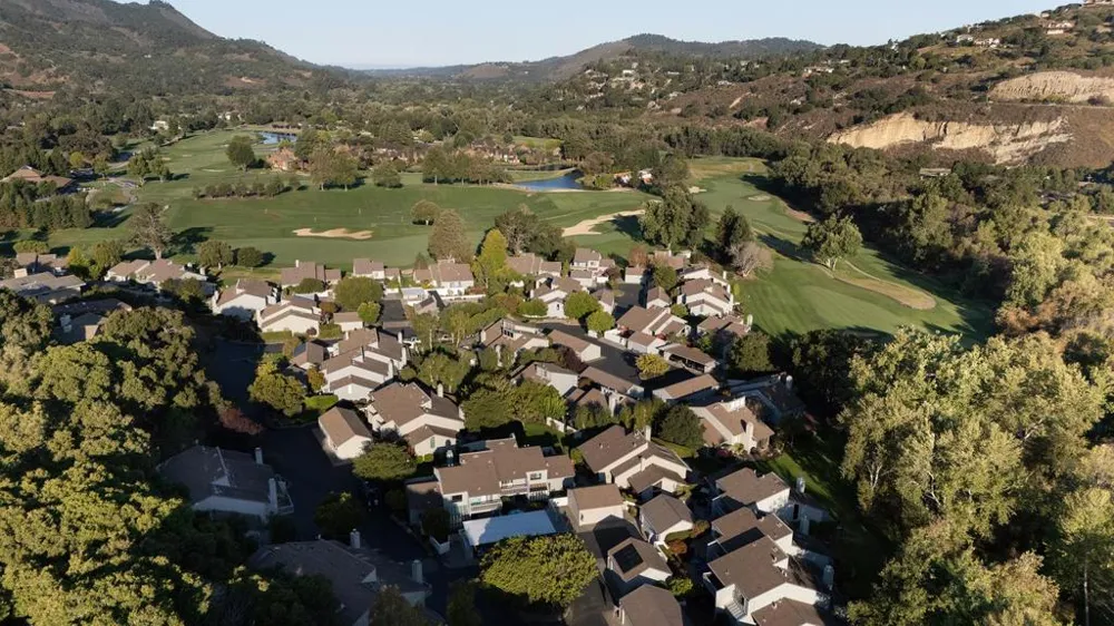 28088 Barn Court Carmel, CA 93923