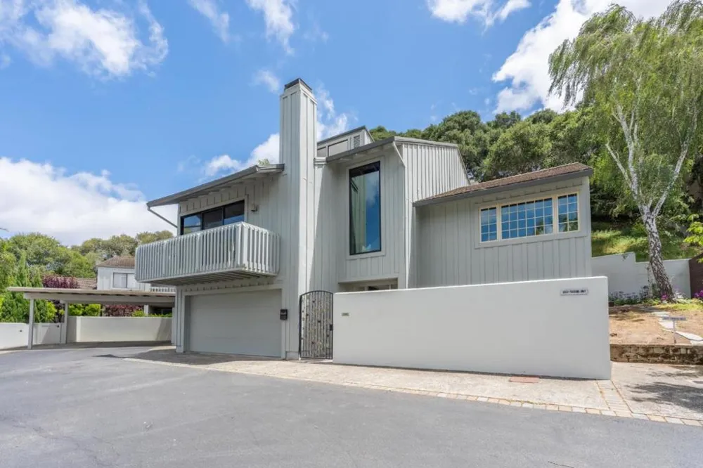 28088 Barn Court Carmel, CA 93923