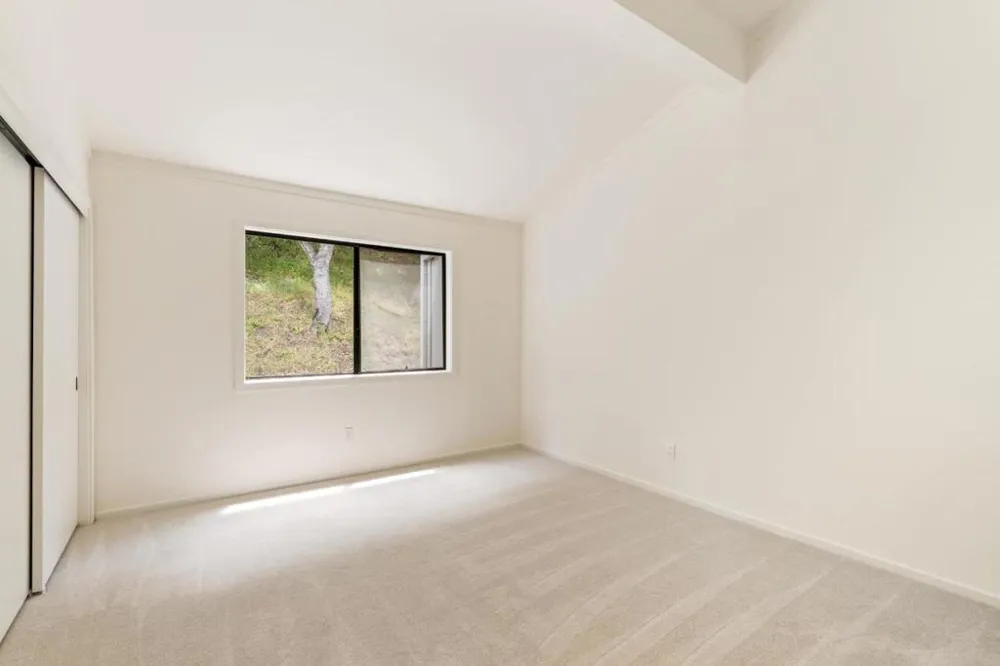 28088 Barn Court Carmel, CA 93923