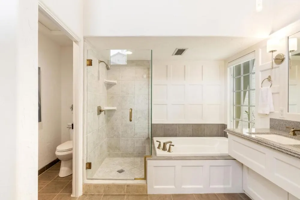 28088 Barn Court Carmel, CA 93923