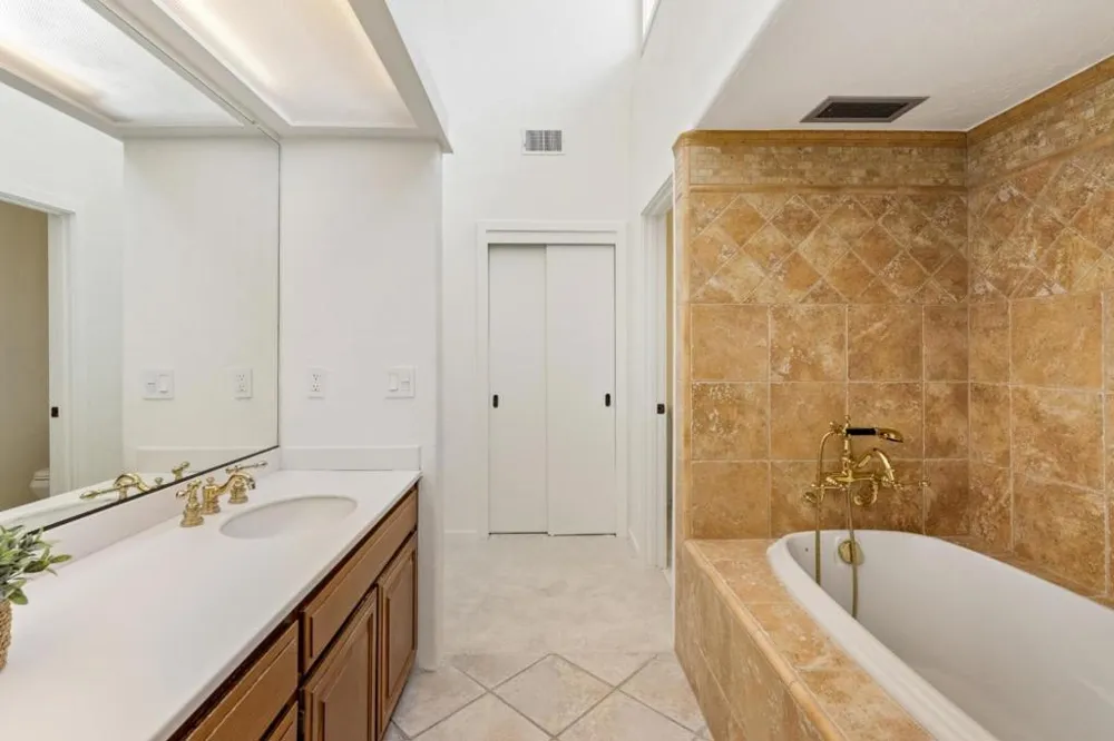 28088 Barn Court Carmel, CA 93923