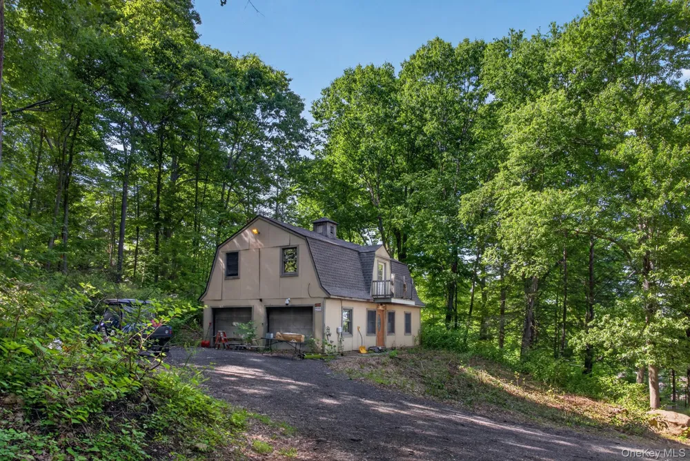 11 Richardsville Road Carmel, NY 10512
