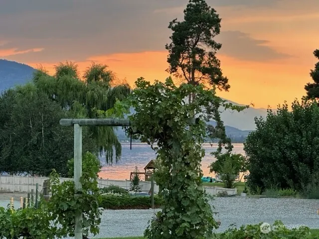 17 Oro Beach Lane #5, 41 Oroville, WA 98844
