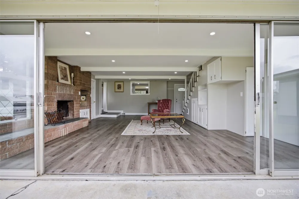 108 W Bartlett Road Lynden, WA 98264