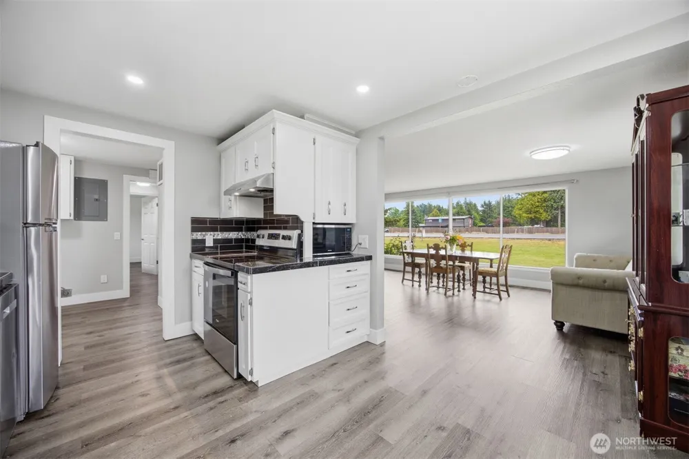 108 W Bartlett Road Lynden, WA 98264